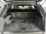 Photo 9 - Audi Q7