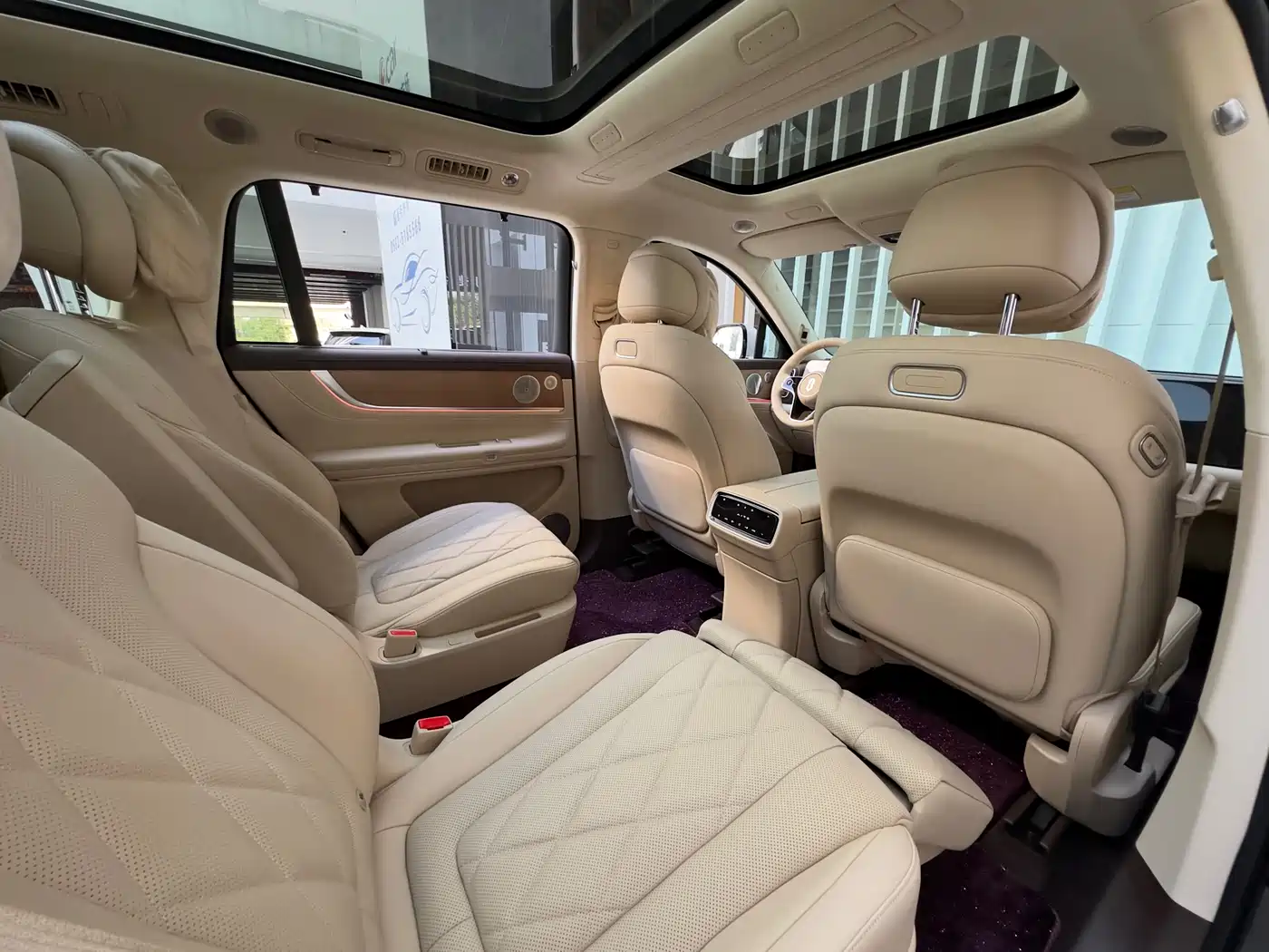 AITO Wenjie AITO M9 2024 Extended Range Ultra 42kWh 6-Seater фото 18