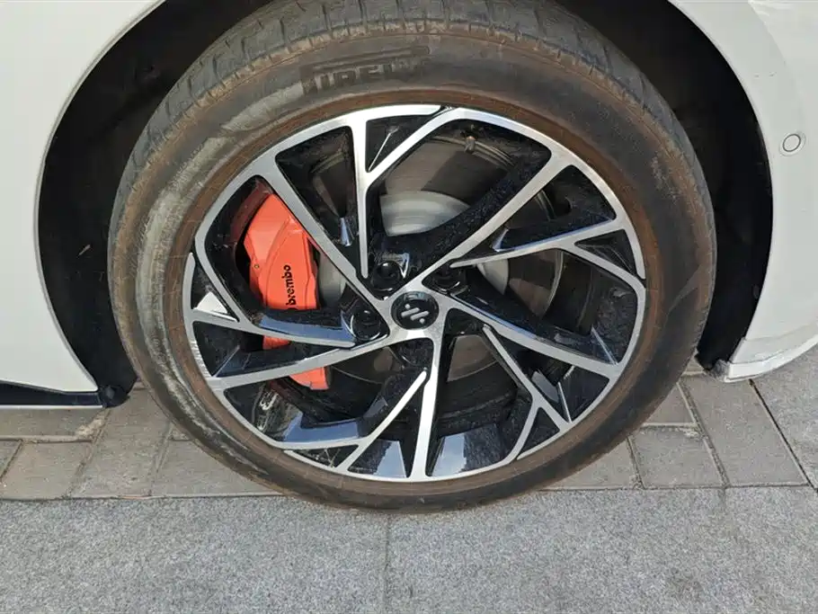 ZHIJI AUTOMOBILE ZHIJI L7