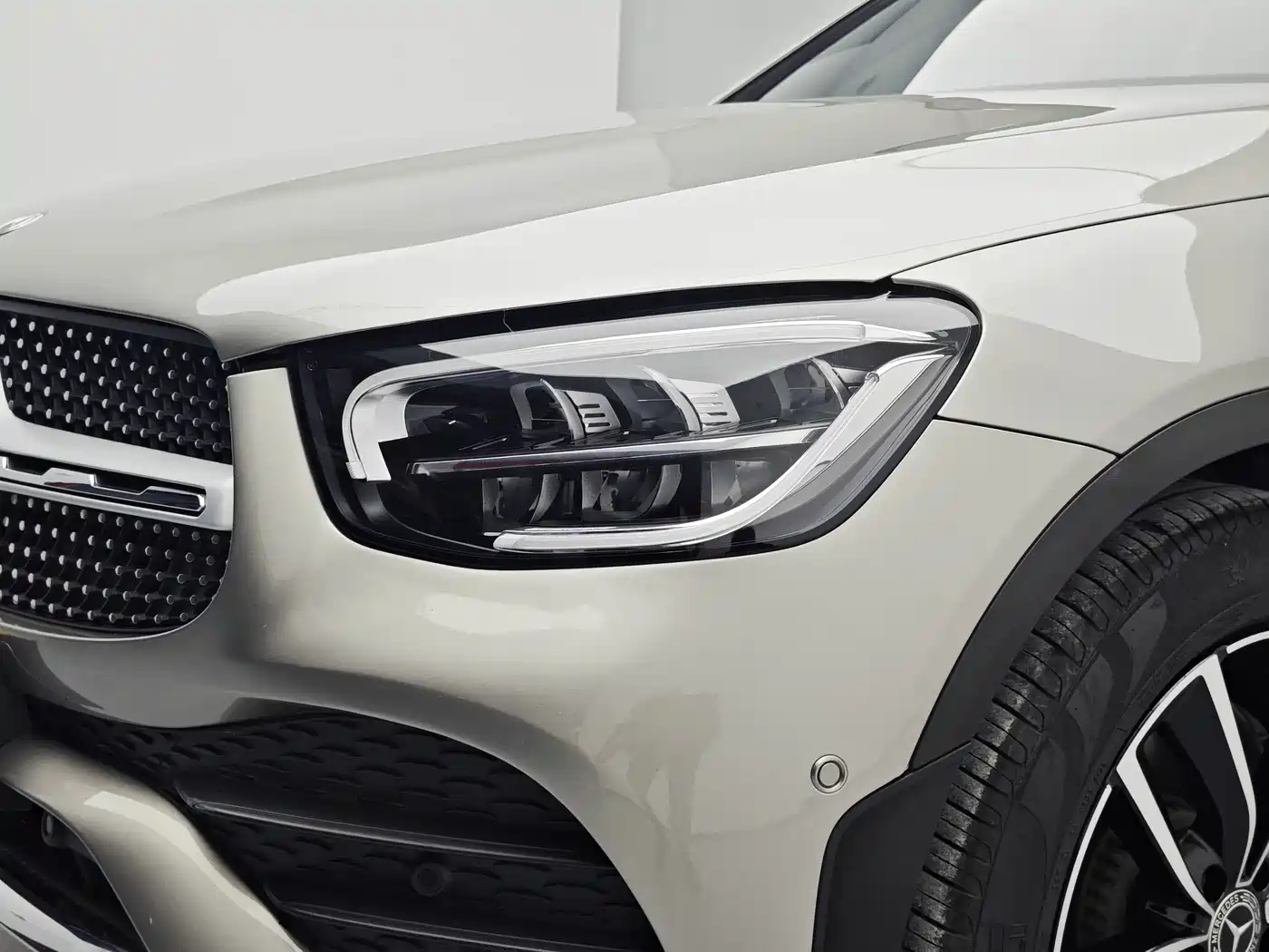 Mercedes-Benz GLC 2020 Facelift GLC 300 L 4MATIC Dynamic фото 12