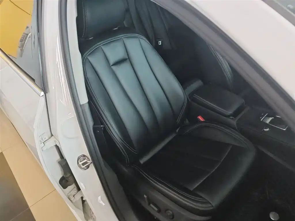 Audi A4L 2018 30th Anniversary 40 TFSI Progressive фото 25