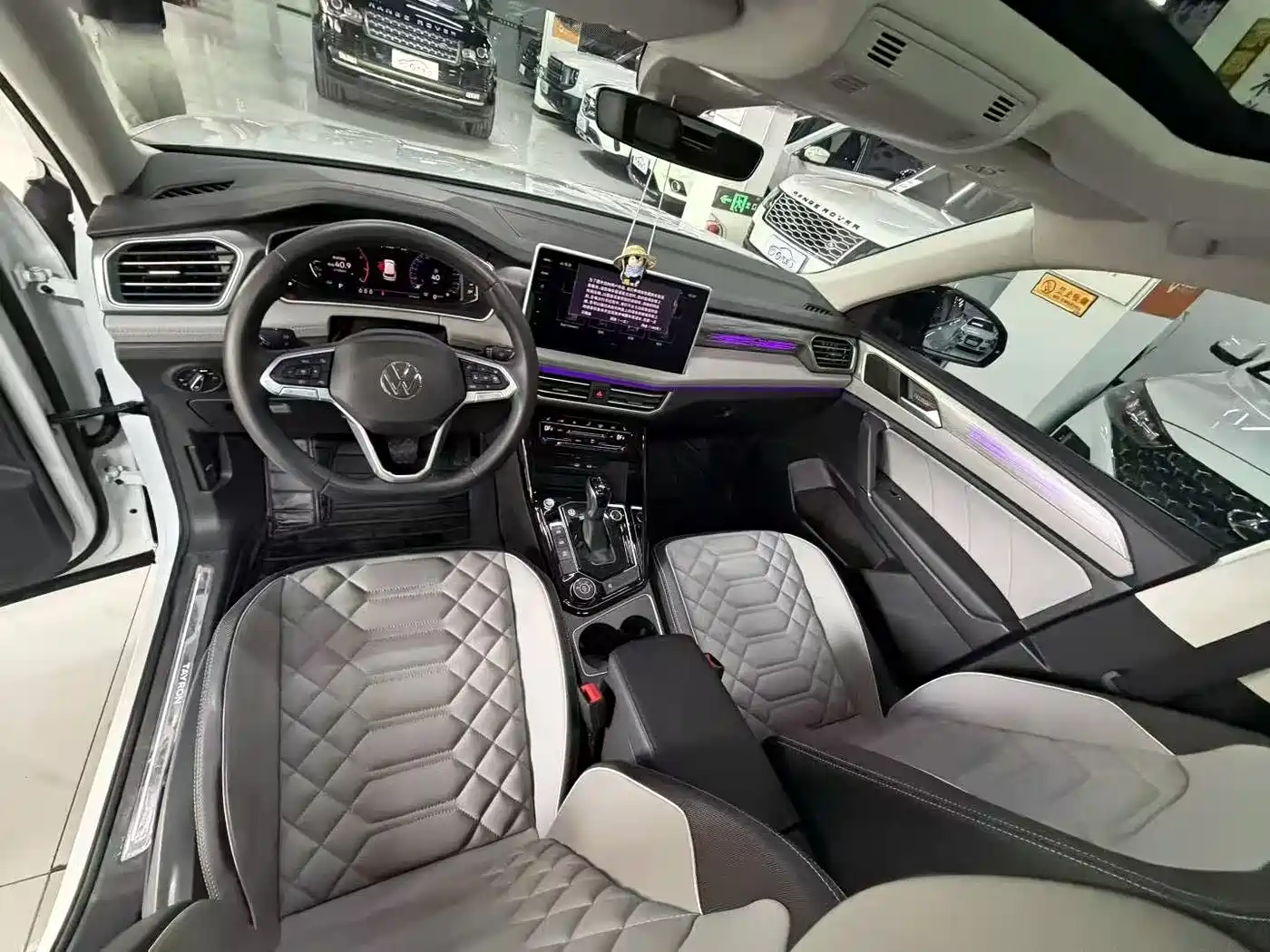 Volkswagen Tayron 2023 380TSI 4WD R-Line High-Performance Edition фото 9
