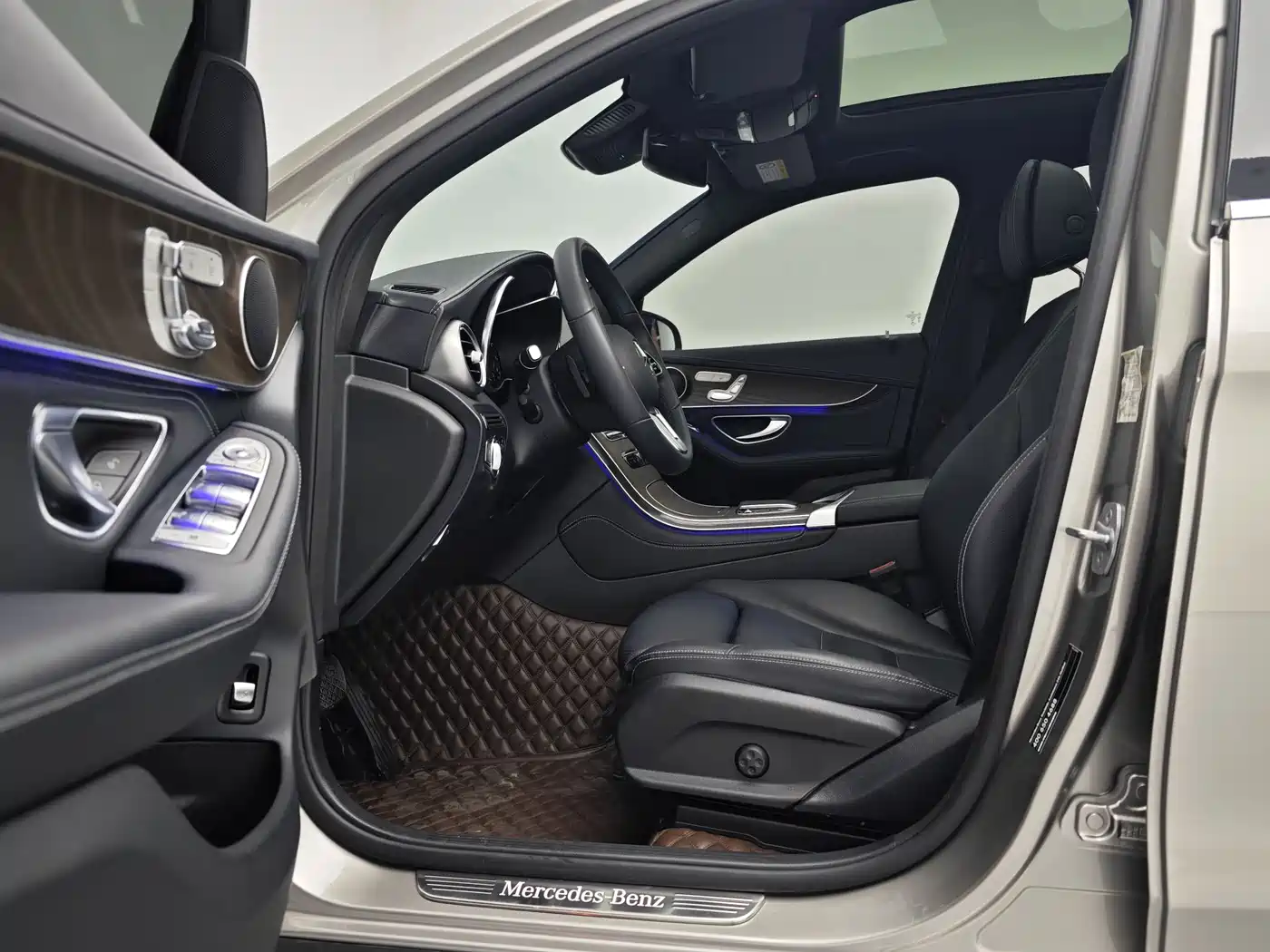 Mercedes-Benz GLC 2020 Facelift GLC 300 L 4MATIC Dynamic фото 10