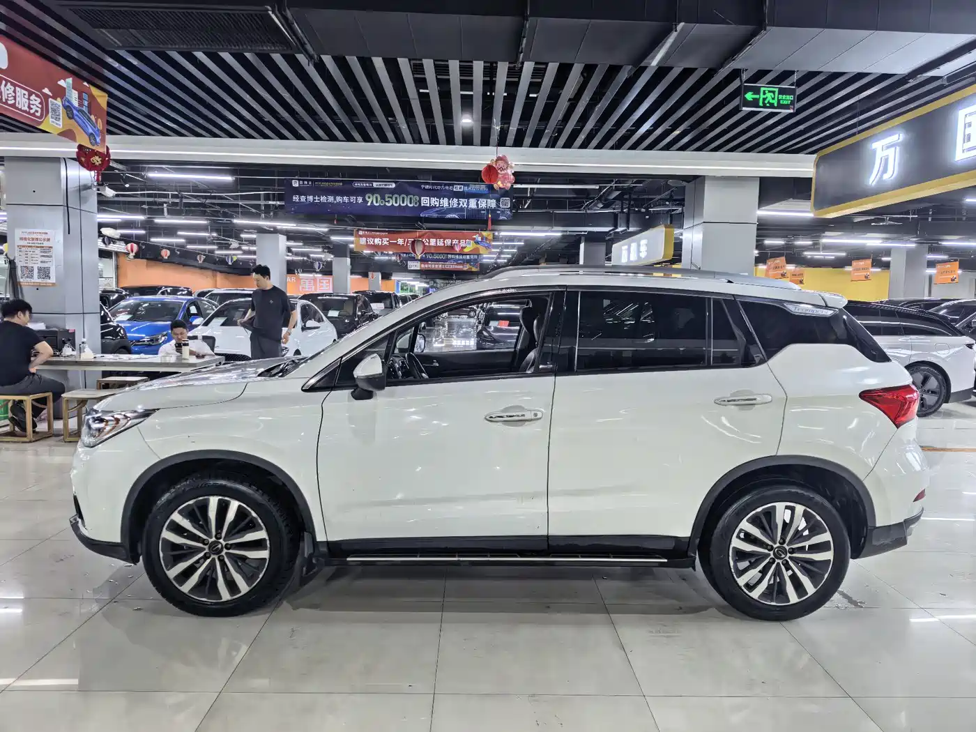 GAC Trumpchi Trumpchi GS4 2016 235T Manual Luxury Edition фото 9