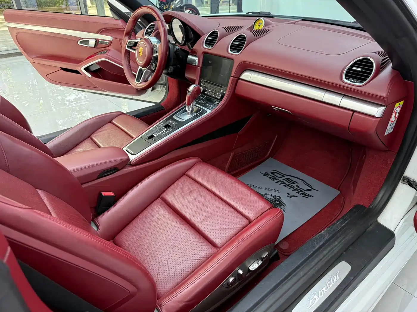 Porsche 718 2018 Boxster 2.0T фото 10
