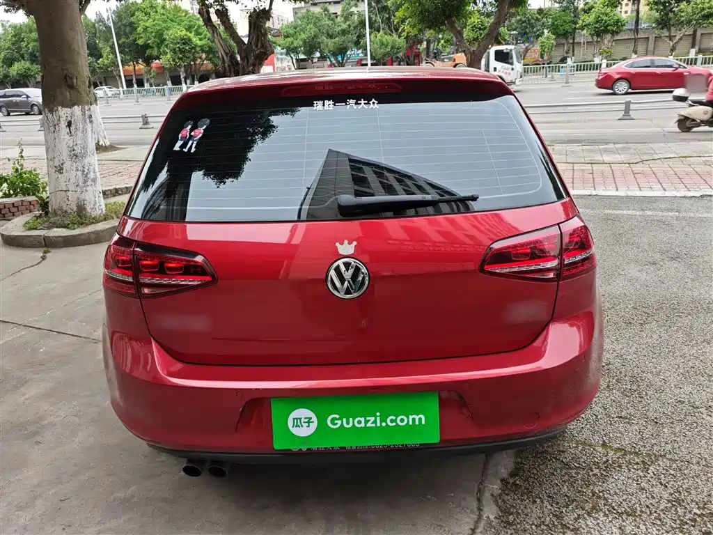 Volkswagen Golf 2017 230TSI Auto Comfort Millionth Anniversary Edition фото 6