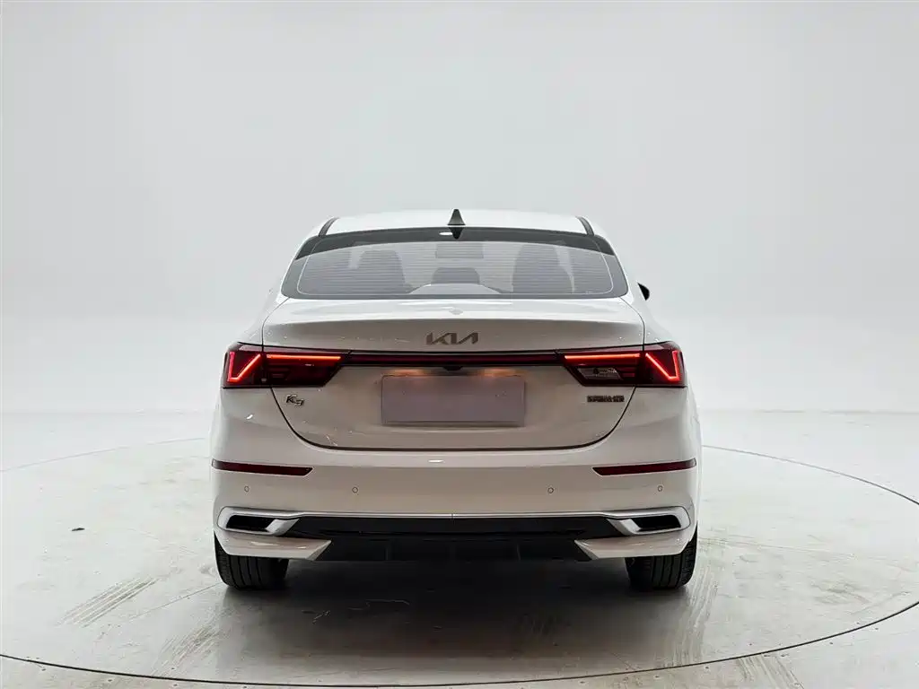 Kia K3 2021 1.5L CVT Refreshed Edition фото 5