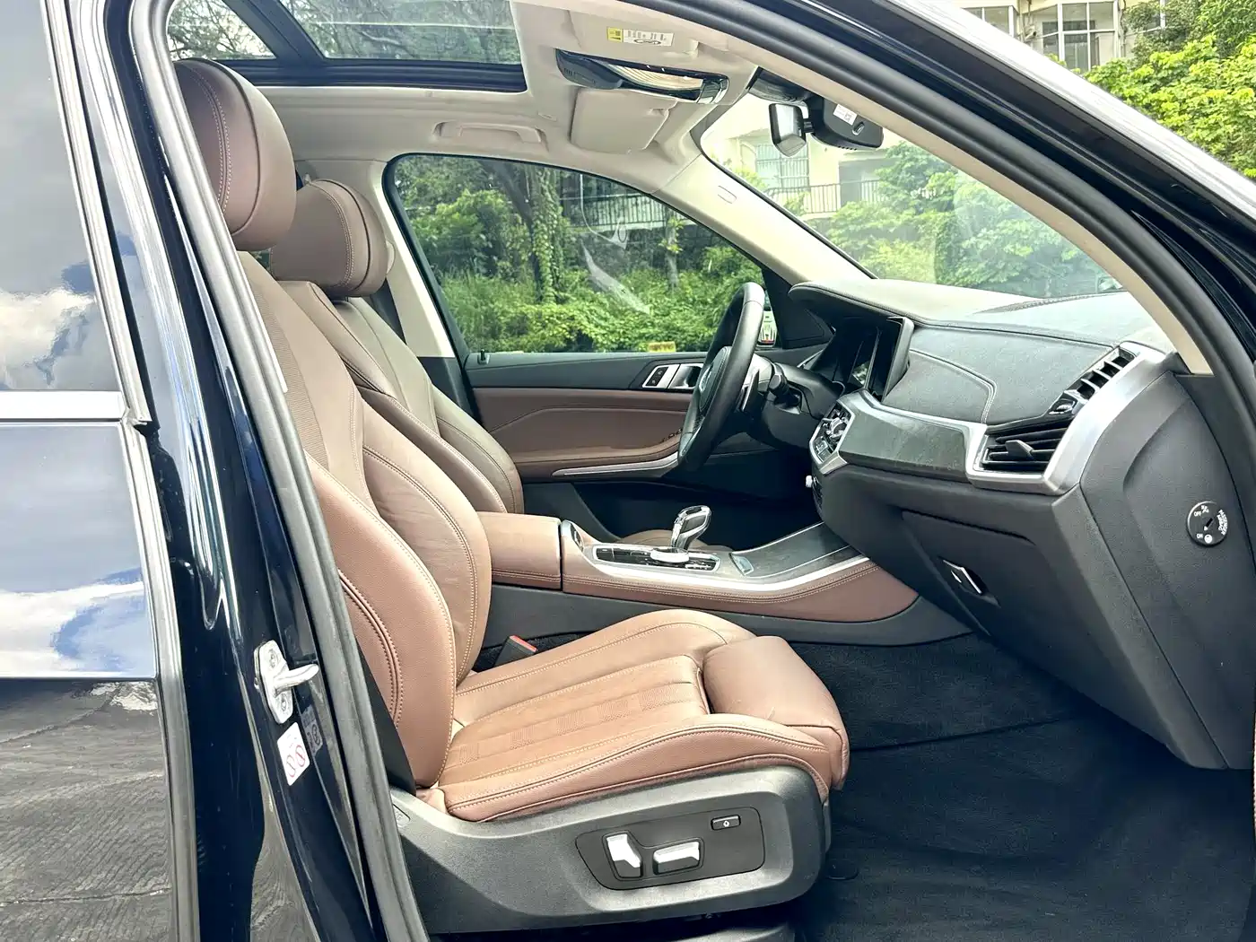 BMW X5 (Import) 2021 xDrive30i M Sport Package фото 16