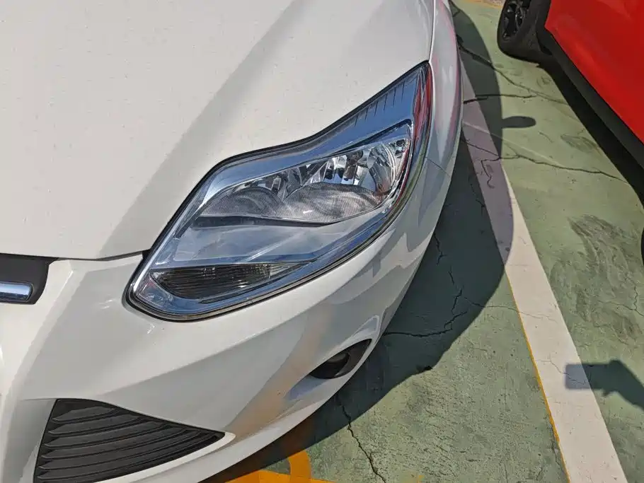 Фото 5 - Ford Focus