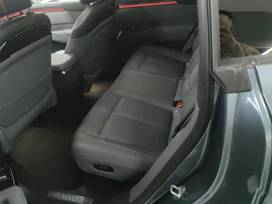 ZEEKR EXTREME KRYPTON 7X