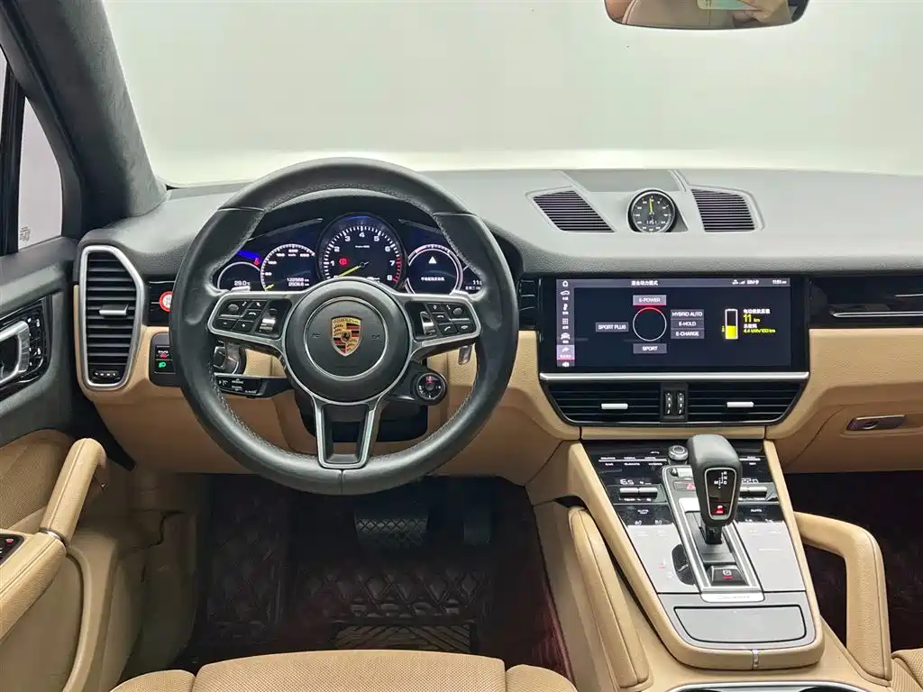 Porsche Cayenne New Energy 2020 Cayenne E-Hybrid 2.0T фото 25