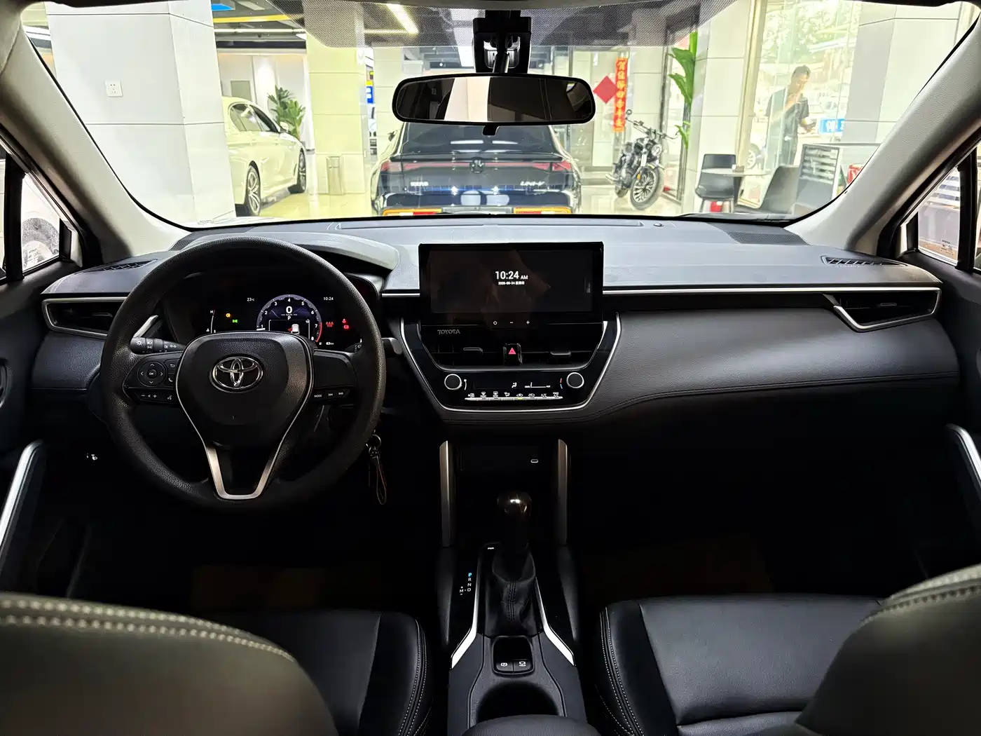 Toyota Frontlander 2023 2.0L CVT Elite Edition фото 8