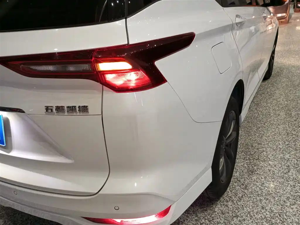 Wuling Motors Wuling Victory 2022 2022 1.5T CVT Elite