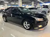 Фото 3 - Chevrolet Cruze