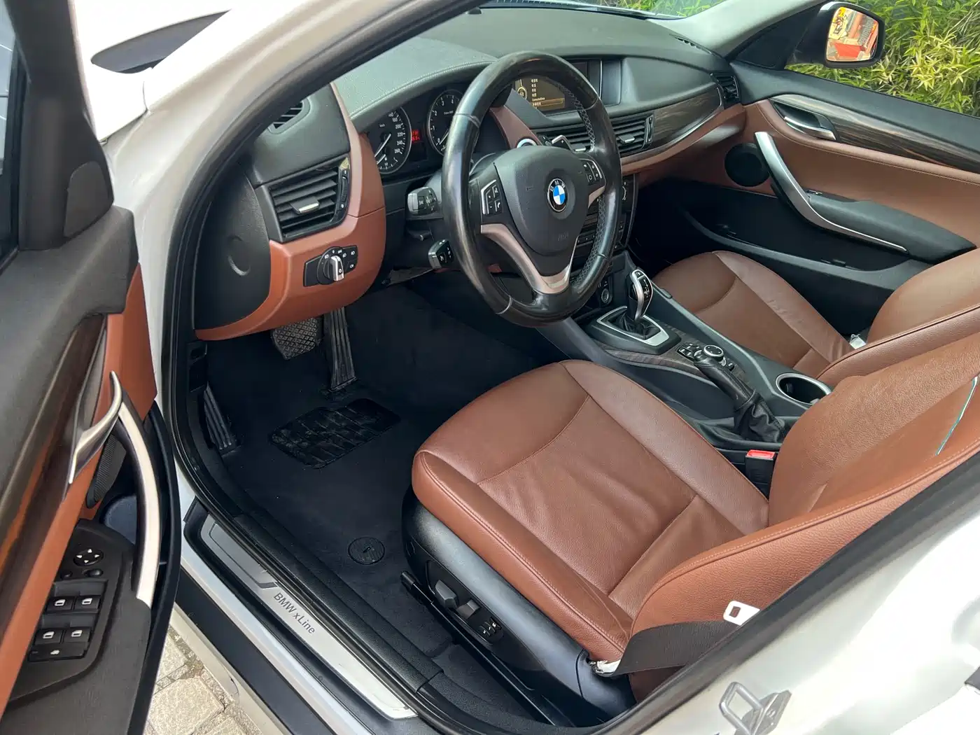 BMW X1 2014 Model sDrive20i X Design Package фото 10