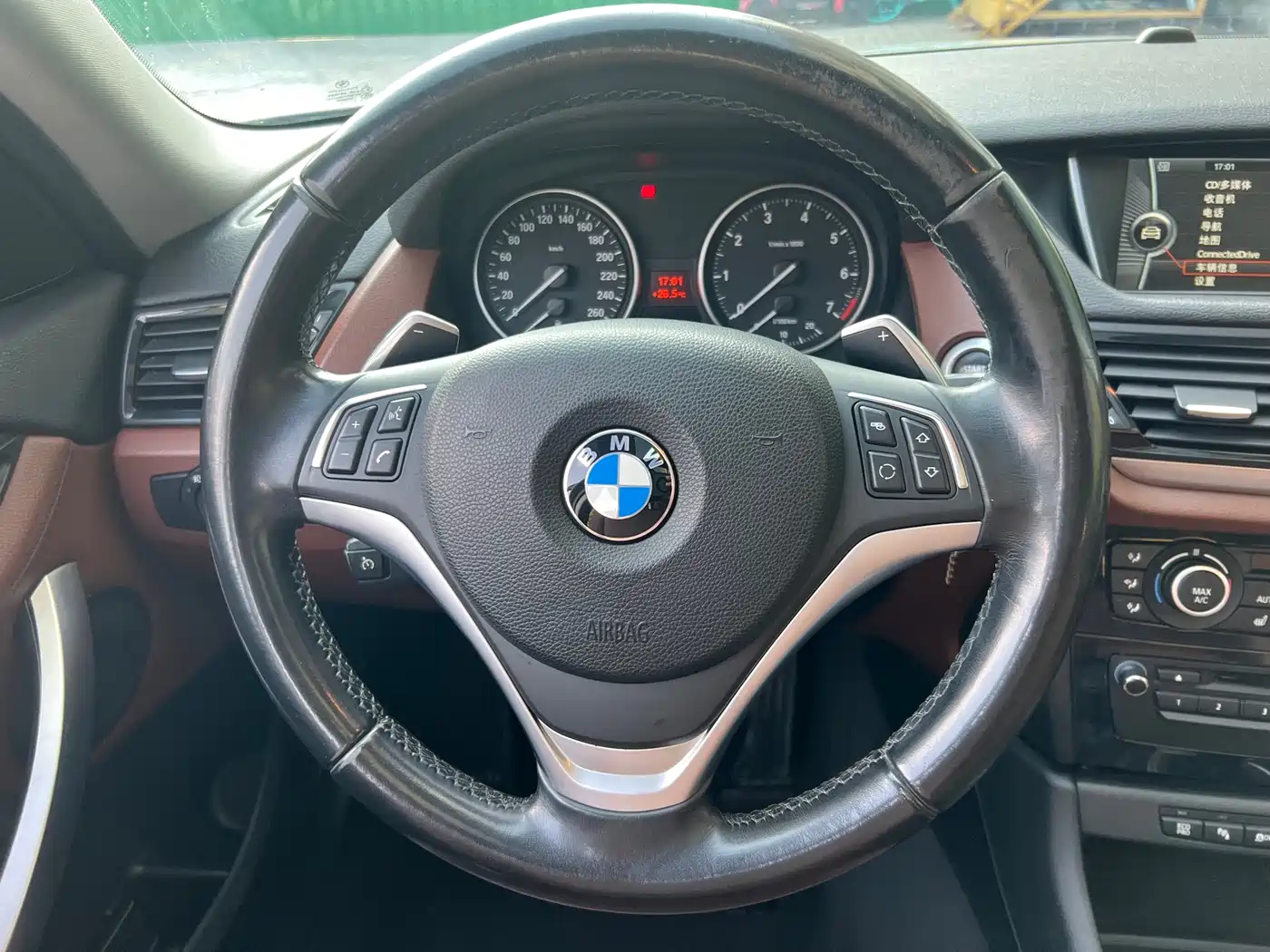 BMW X1 2014 Model sDrive20i X Design Package фото 23