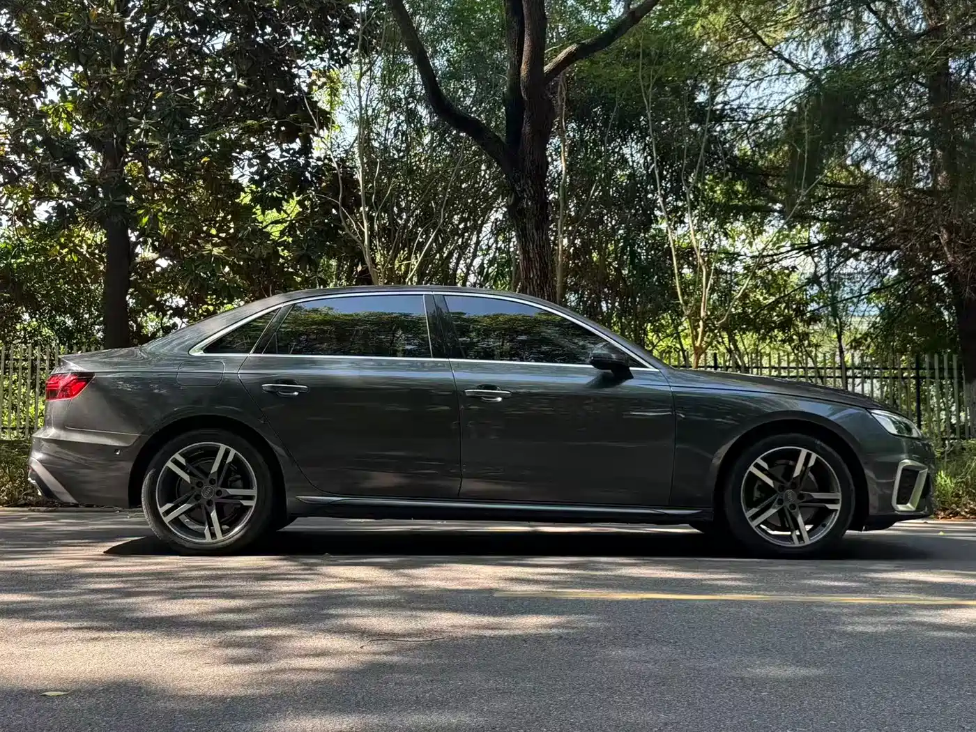 Audi A4L 2020 40 TFSI Luxury Dynamic фото 9