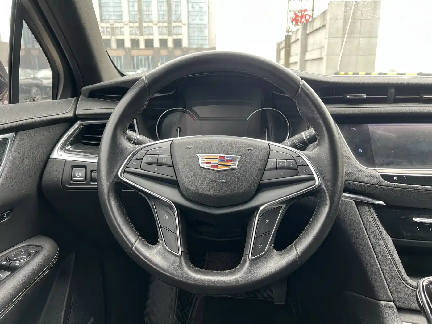 Cadillac XT5 2018 28T 4WD Luxury фото 12