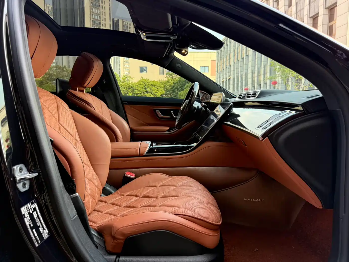 Mercedes-Benz Maybach S-Class 2022 S 480 4MATIC Intelligent Premium Special Edition фото 12