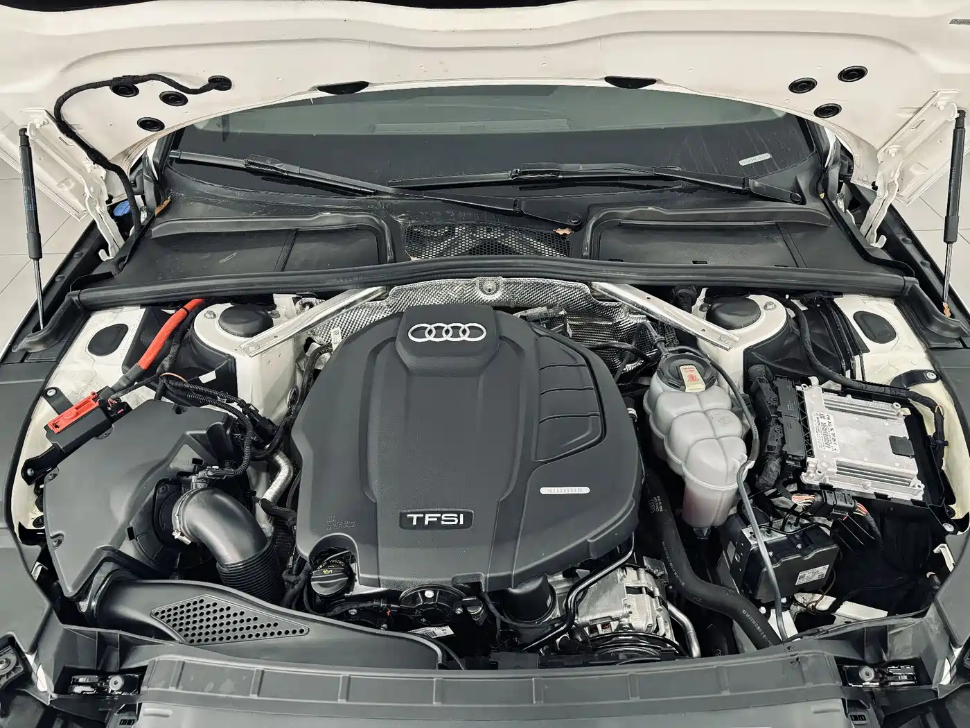 Audi A4L 2020 40 TFSI Fashion Dynamic Edition фото 9