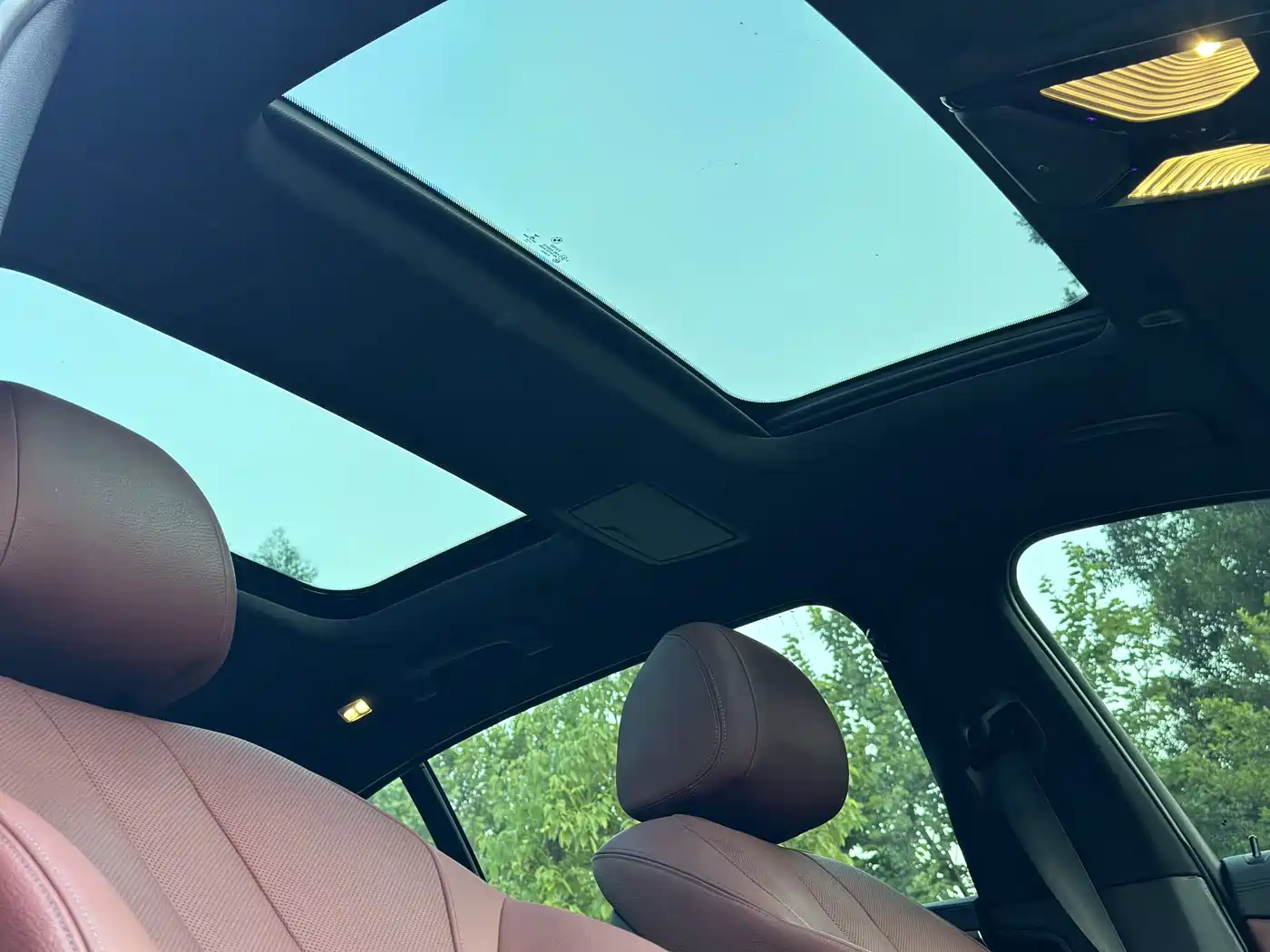 BMW 5 Series 2019 530Li Premium M Sport Package фото 12