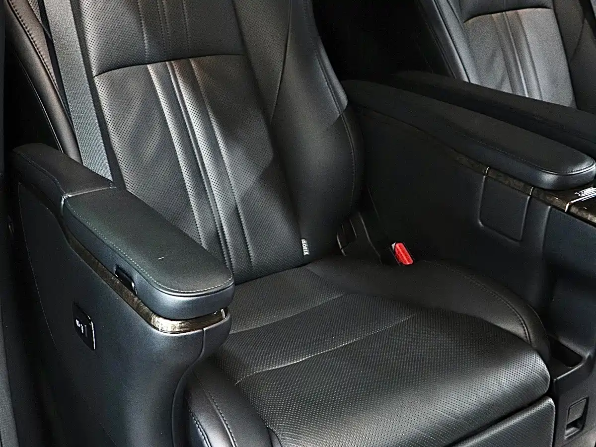 Toyota Vellfire 2020 2020 Twin Engine 2.5L HV Premium Edition