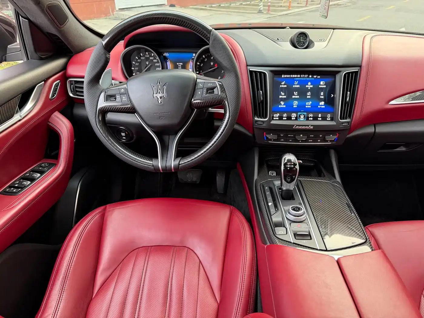 Maserati Levante 2016 3.0T Standard фото 7