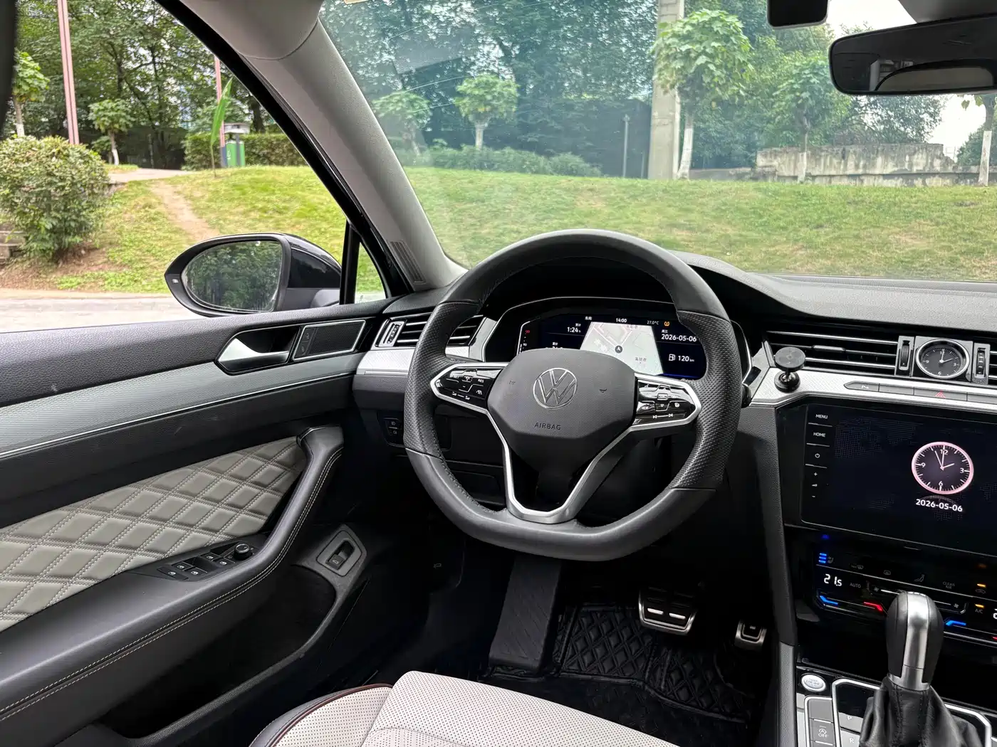Volkswagen Magotan 2023 Model 2 Million Commemorative Edition 330TSI DSG Luxury фото 13
