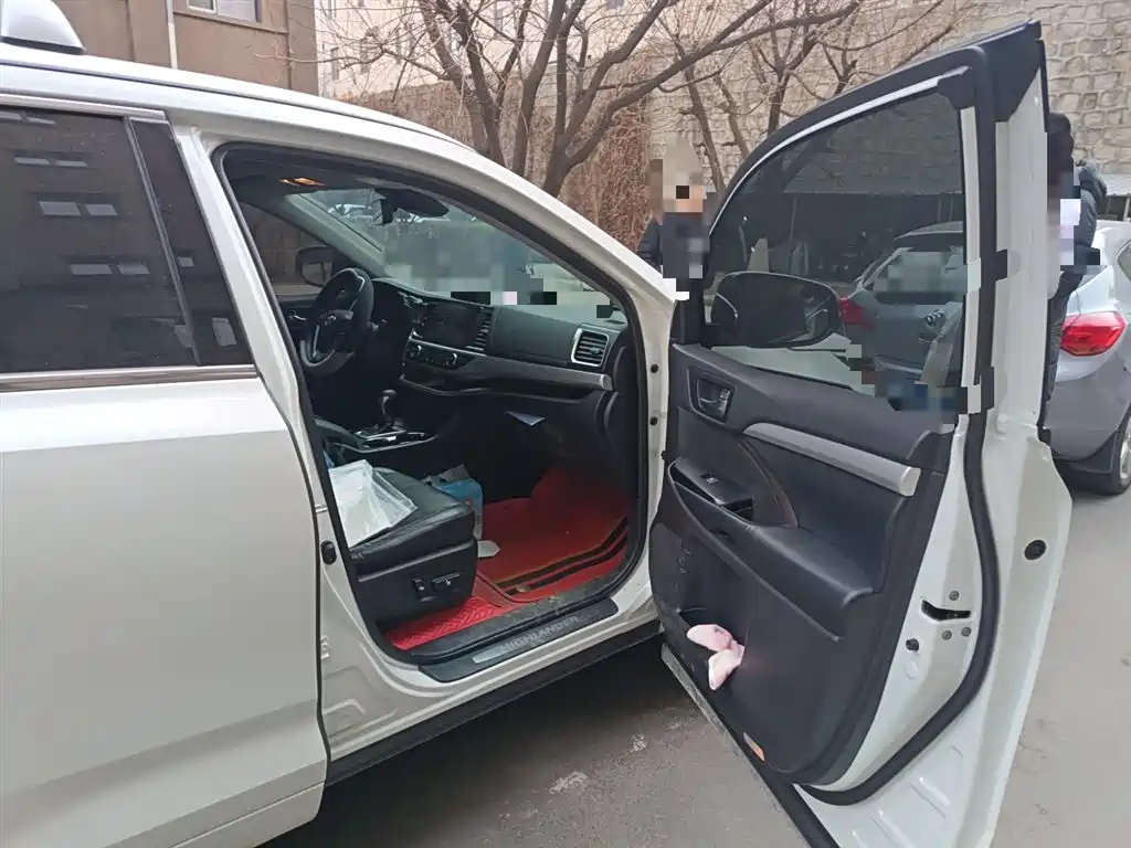 Toyota Highlander 2018 2.0T 4WD Premium 7-seater China VI фото 20
