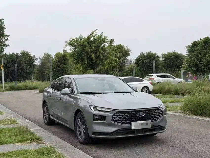 Ford Mondeo 2025 2025 2.0T EcoBoost Luxury