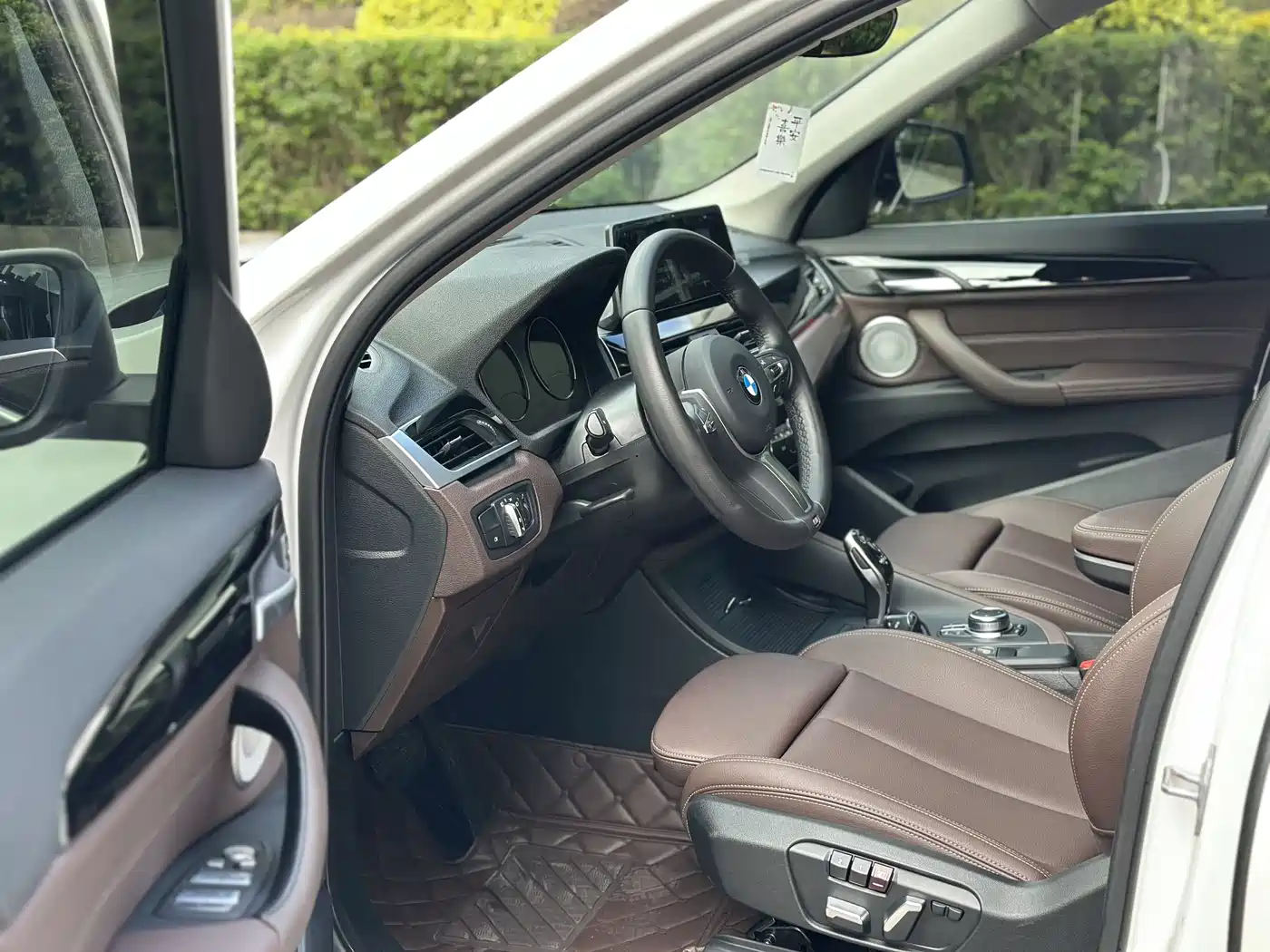 BMW X1 2022 sDrive25Li Leading фото 8