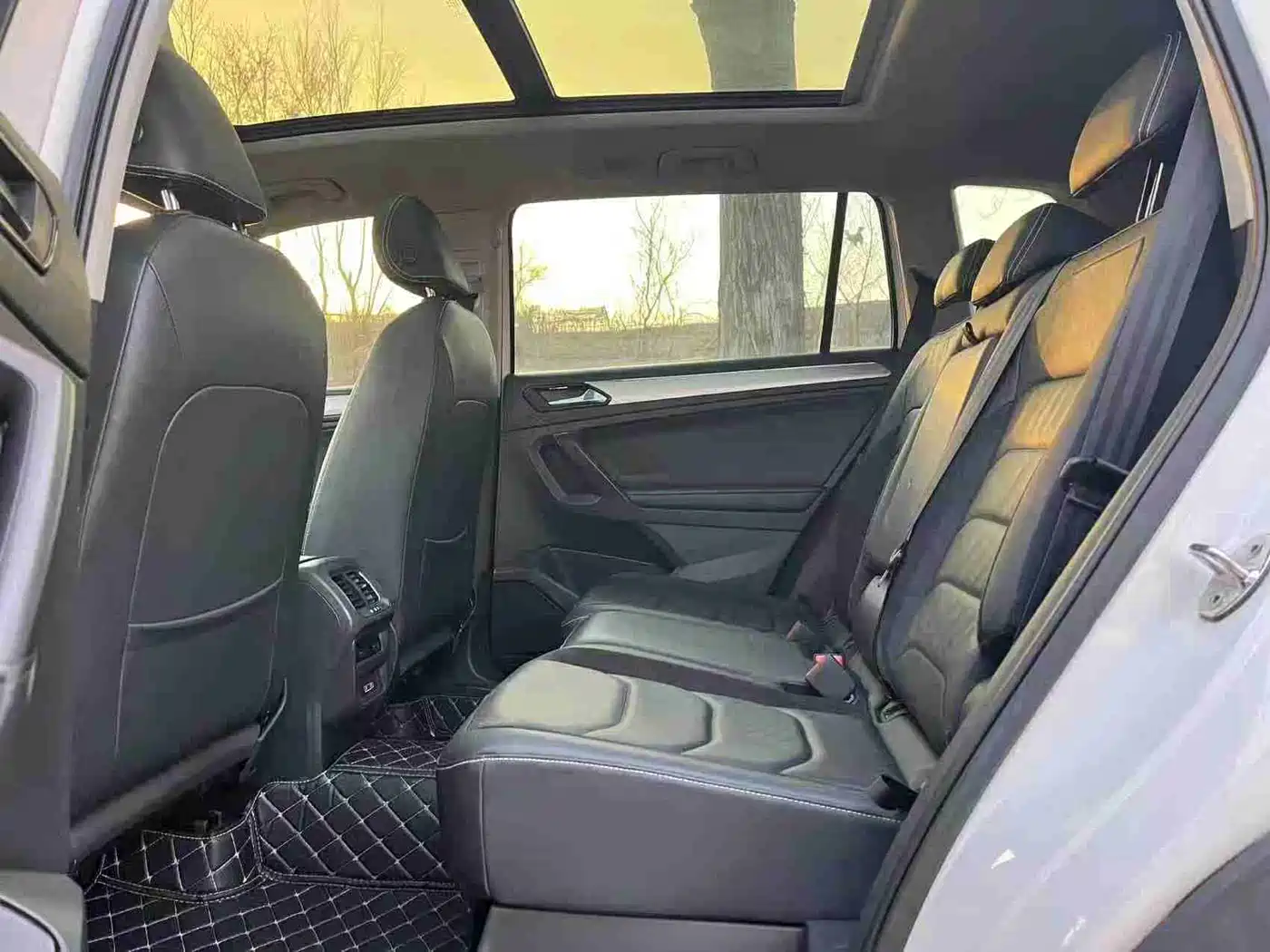 Volkswagen Tiguan L 2017 330TSI Automatic 2WD Luxury Edition фото 7