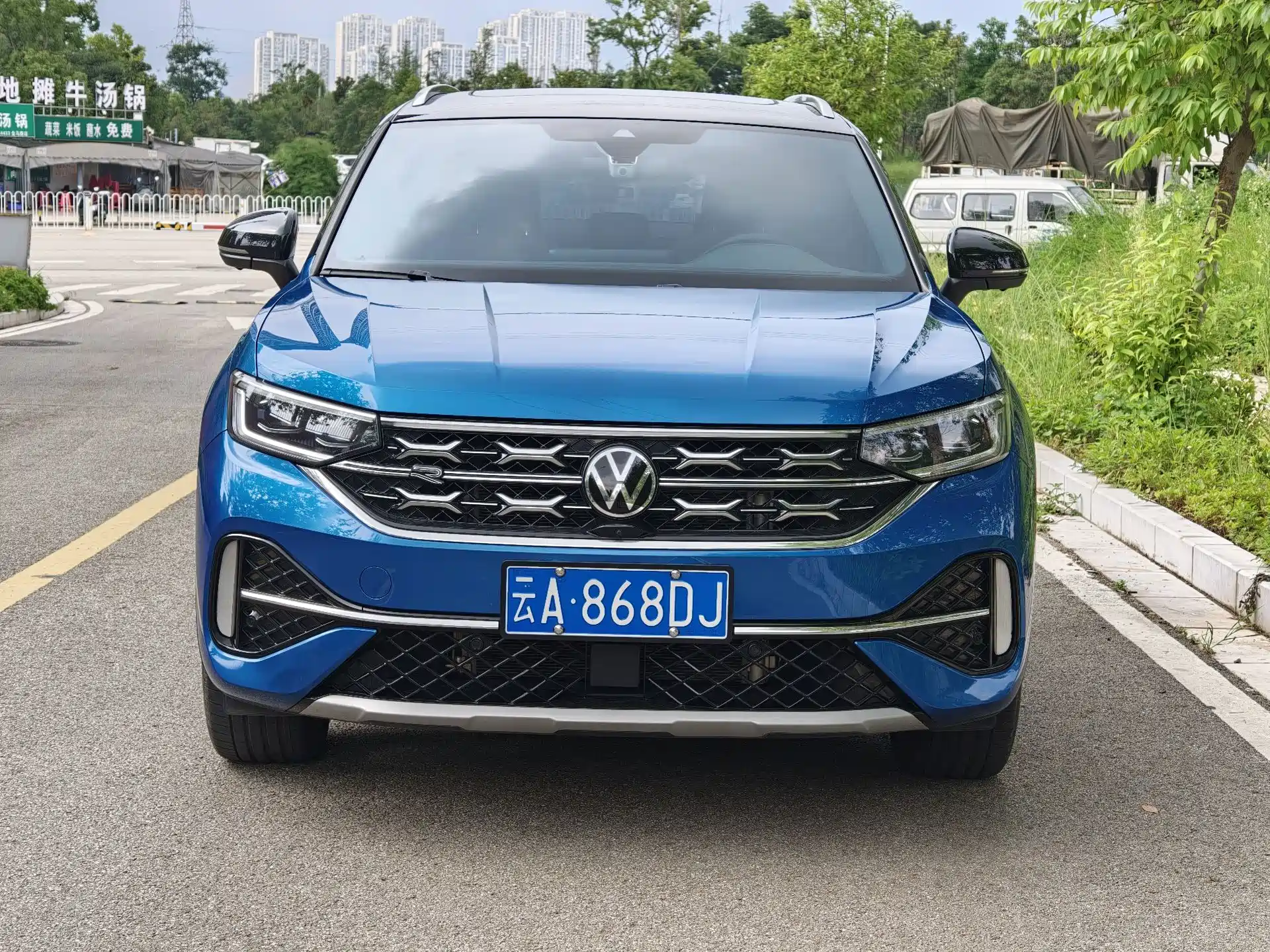 Фото 2 - Volkswagen Tayron X