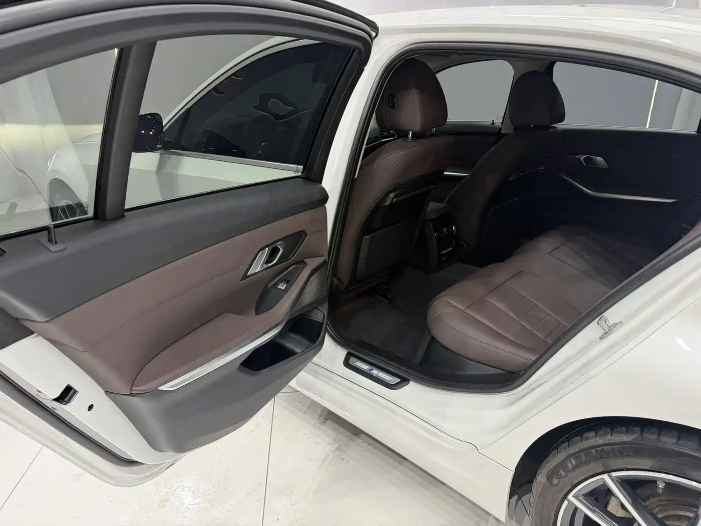 BMW 3 Series 2021 Facelift 320Li M Sport Package фото 16