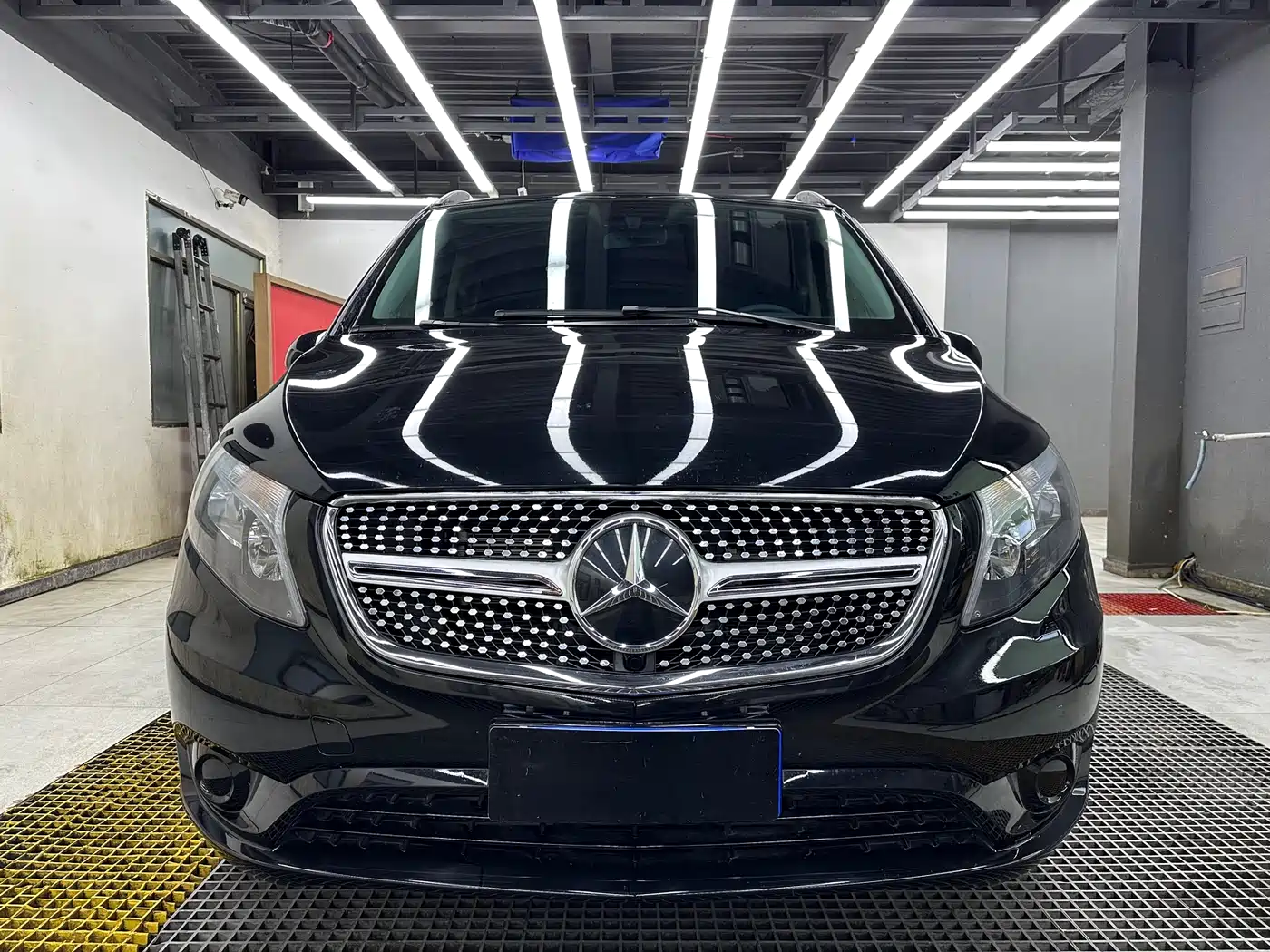 Mercedes-Benz Vito 2021 2.0T Elite 7-Seater
