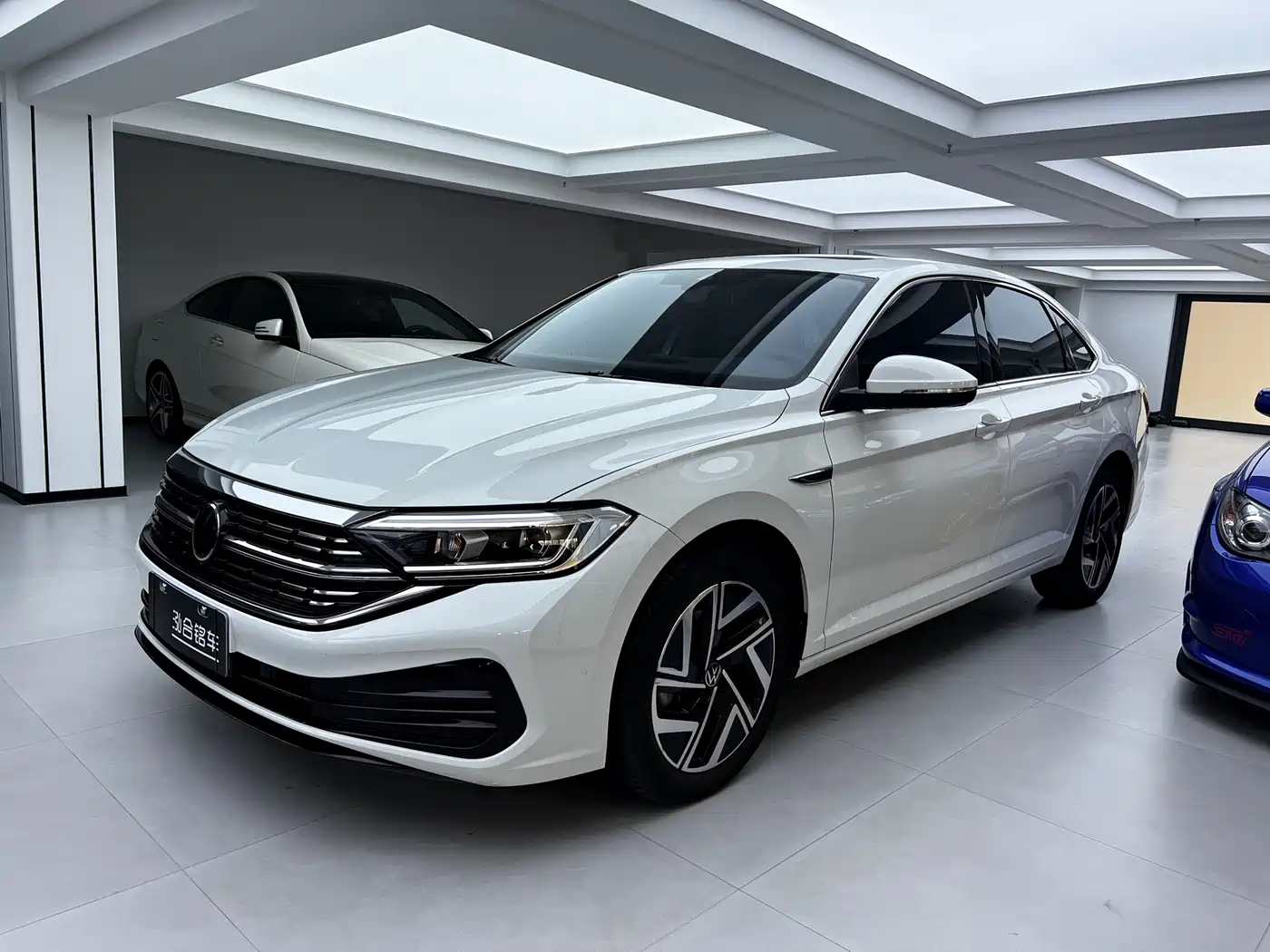 Volkswagen Sagitar 2024 300TSI DSG Surpass Edition
