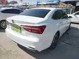 Фото 5 - Roewe i6
