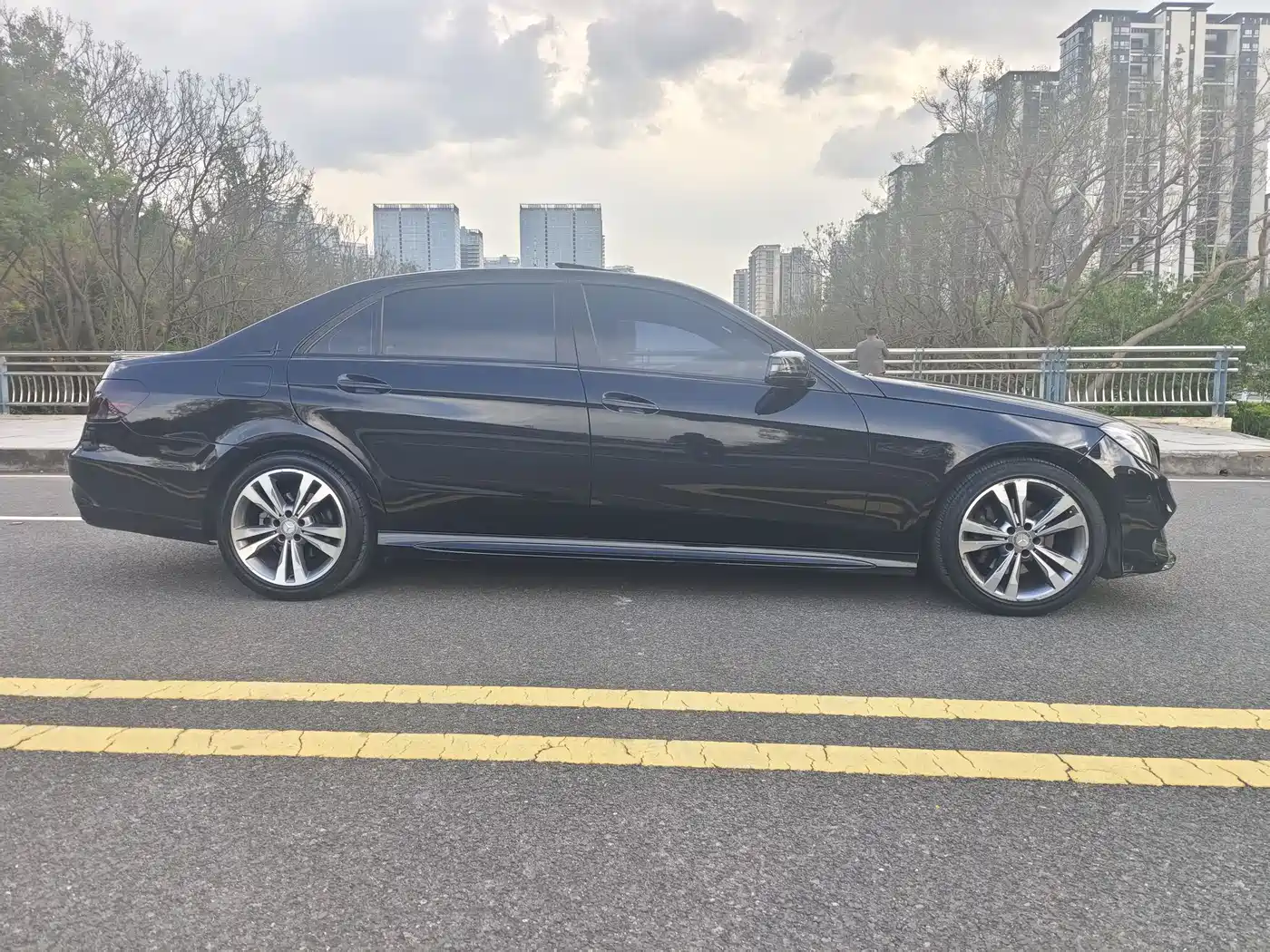Mercedes-Benz E-Class 2015 Facelift E 200 L фото 4
