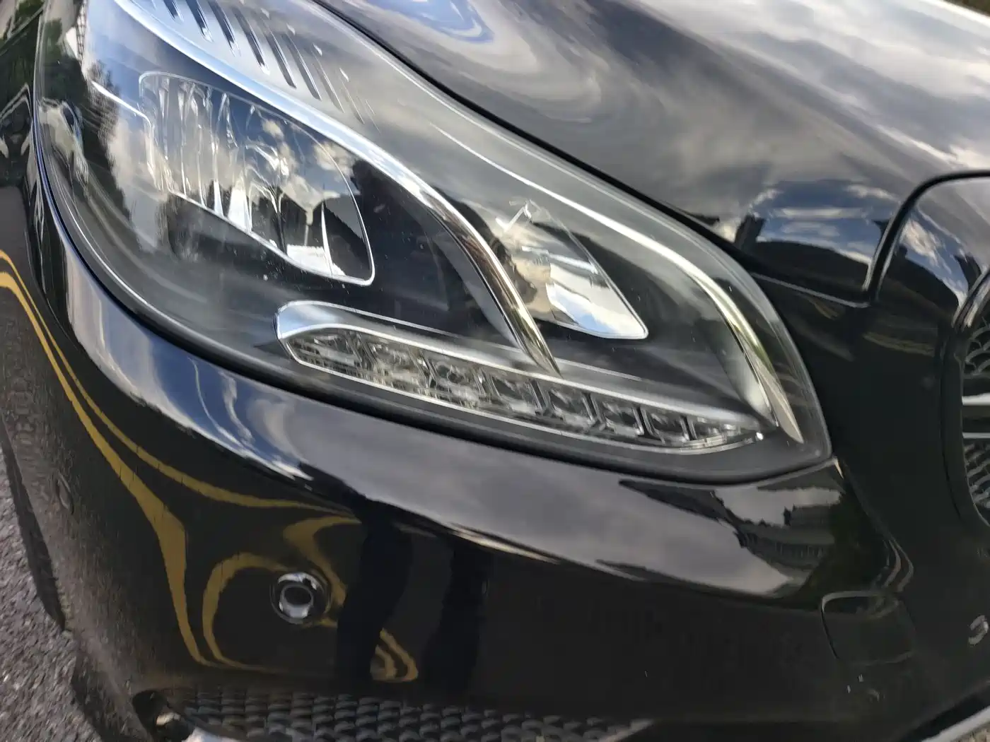 Mercedes-Benz E-Class 2015 Facelift E 200 L фото 13