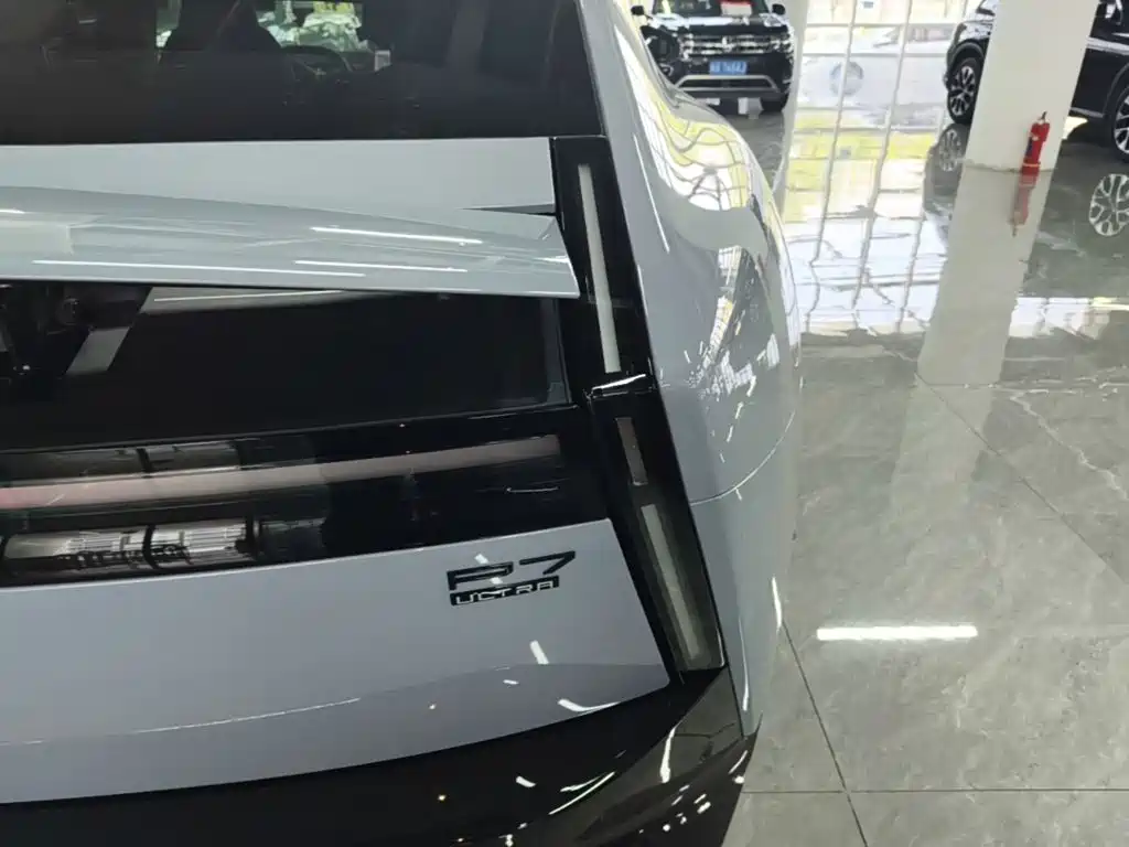 Фото 8 - XPeng P7