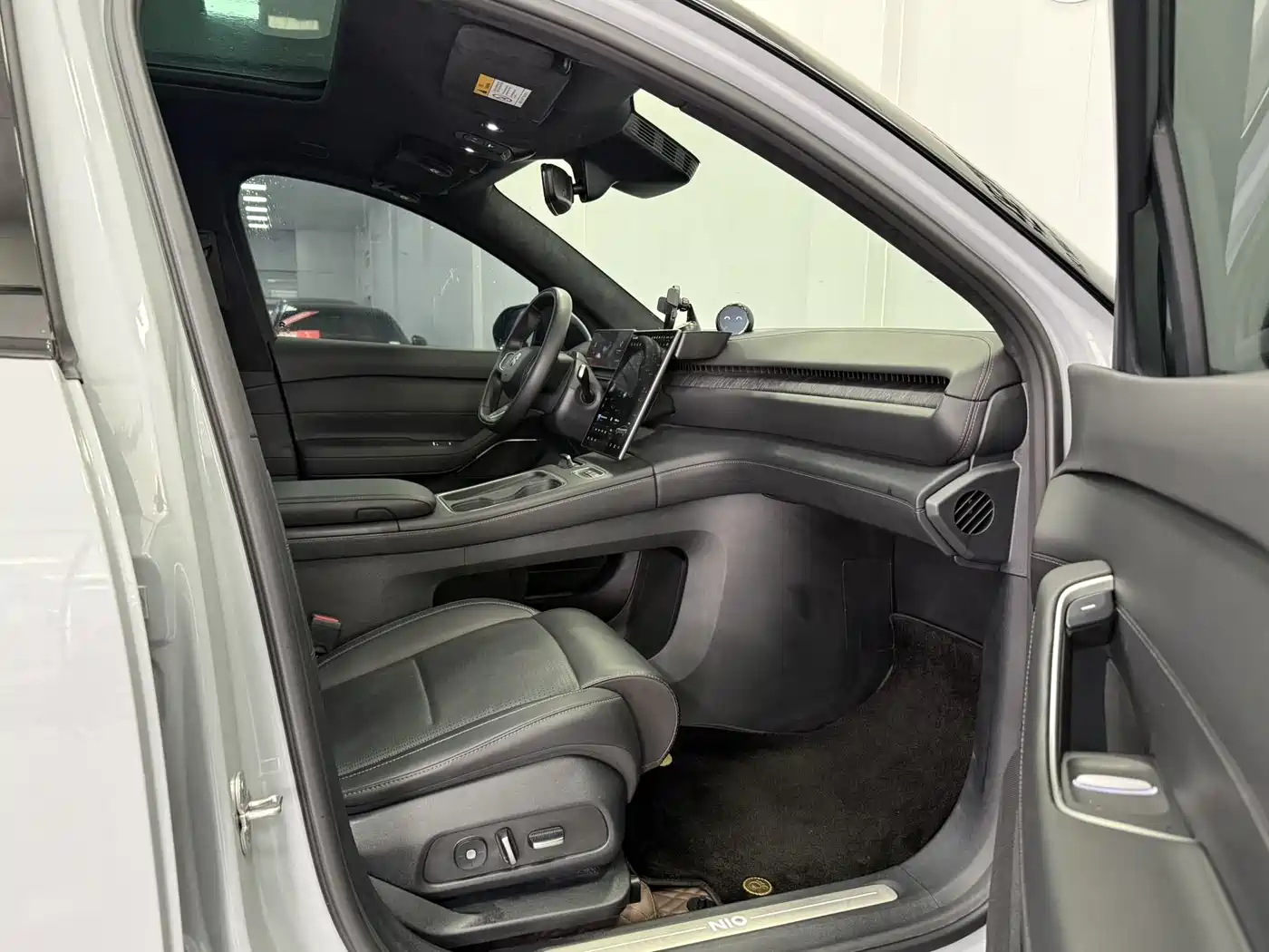 NIO NIO ES6