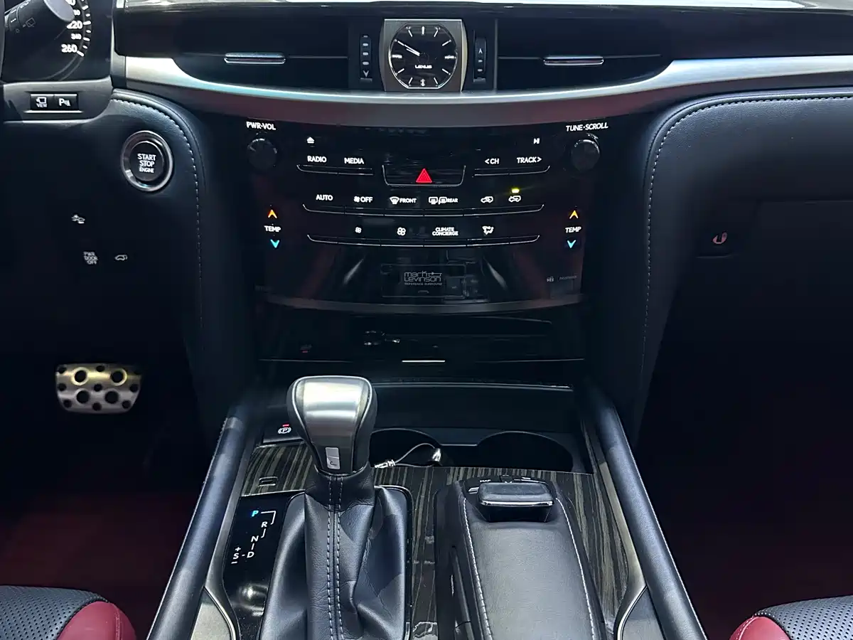 Lexus LX 2019 570 Prestige Luxury Edition фото 15