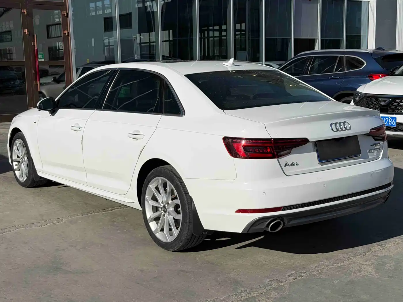 Audi A4L 2018 30th Anniversary 40 TFSI Fashion фото 6