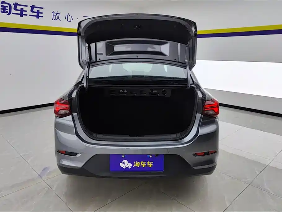 Chevrolet Cavalier 2020 325T Automatic Joy Edition фото 4
