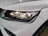 Фото 24 - Geely Coolray
