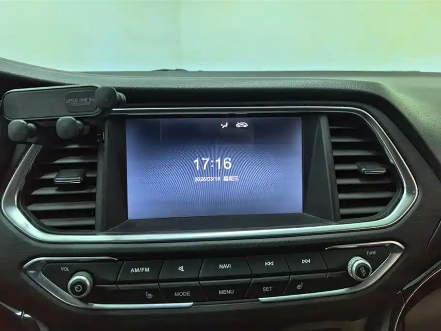 GAC Trumpchi Trumpchi GS4 2017 235T Automatic 2WD Luxury Smart Connected Edition фото 13