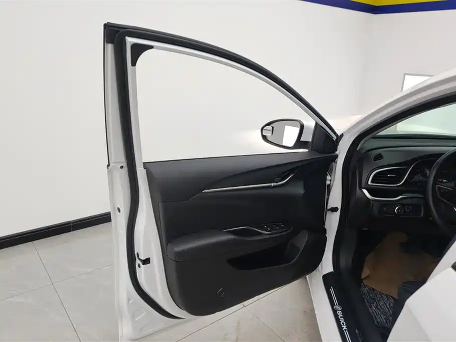 Buick Excelle 2021 1.3T Auto Mild Hybrid Elite фото 7