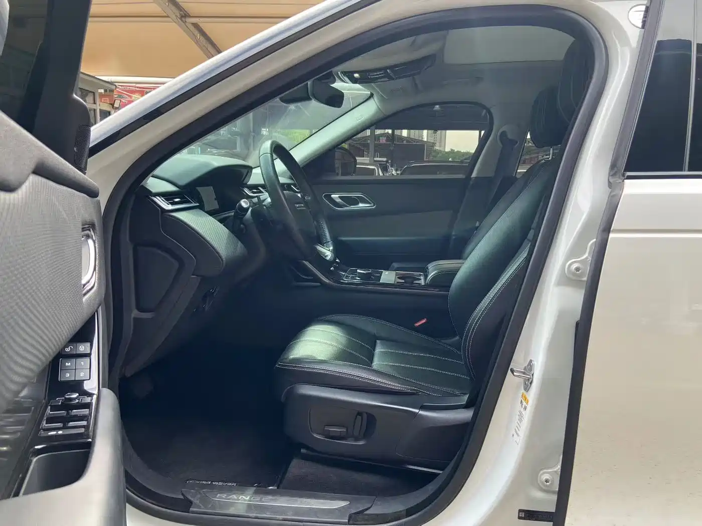 Land Rover Range Rover Velar 2017 P250 S фото 4