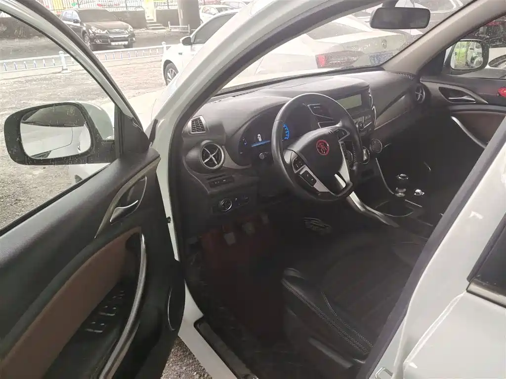 BYD Song 2018 1.5TI Manual Progressive фото 8