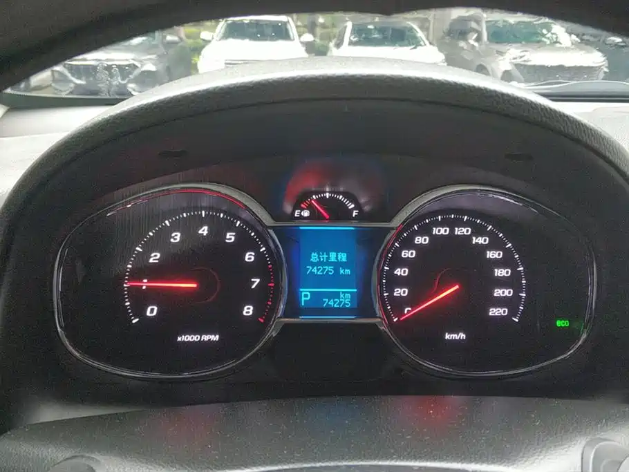 Chevrolet Captiva 2015 2.4L 2WD Urban Edition 7-seater фото 14